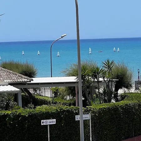 Residence Romeo Marina di Ragusa Buitenkant foto
